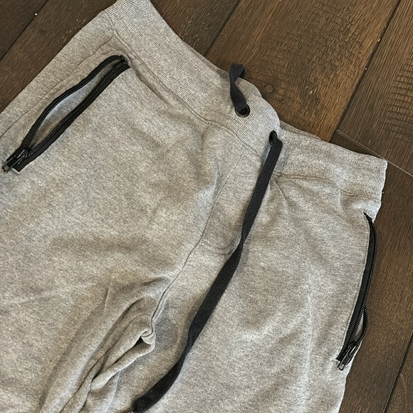 Joggers - Picture 4 of 6